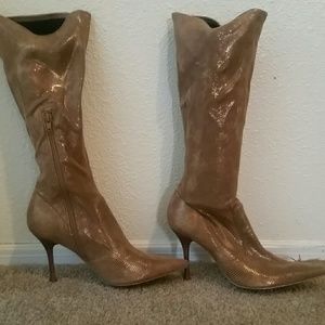 GUESS boots.